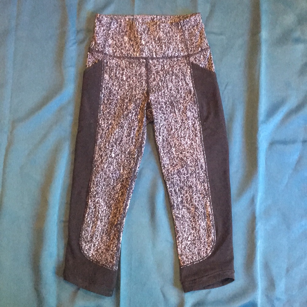 Lululemon High Waisted Cropped Leggings